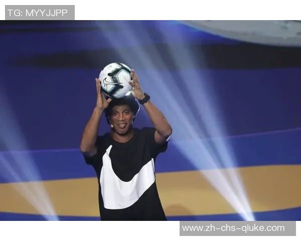 足球小罗的传奇之路:从巴西街头到世界足球巅峰的辉煌历程 足球小罗的传奇之路:从巴西街头到世界足球巅峰的辉煌历程